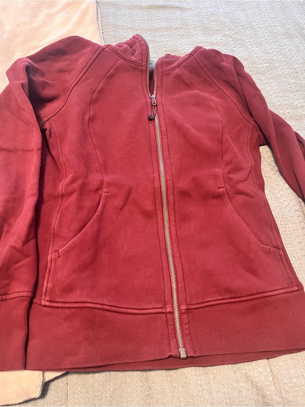 Lululemon full zip scuba in red merlot
